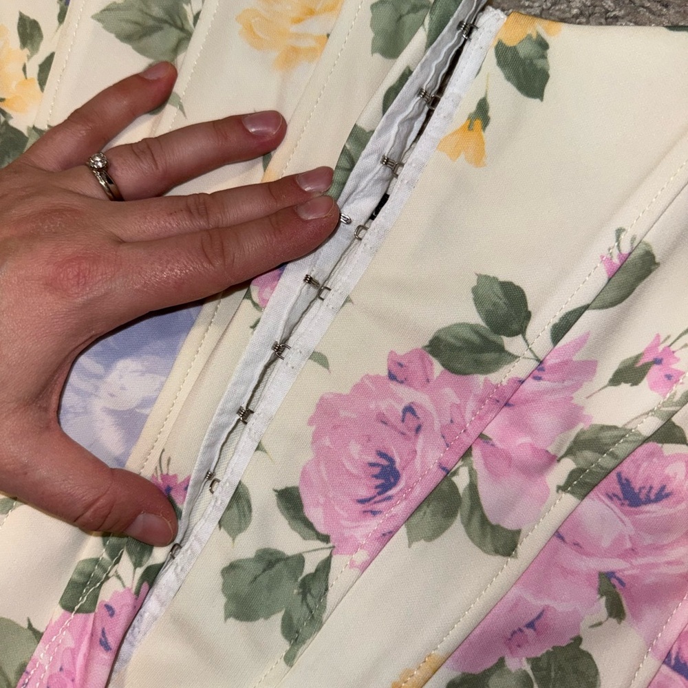 Zara Cream Floral Corset Top with Pink Yellow and Lavender Roses - Picture 7 of 8